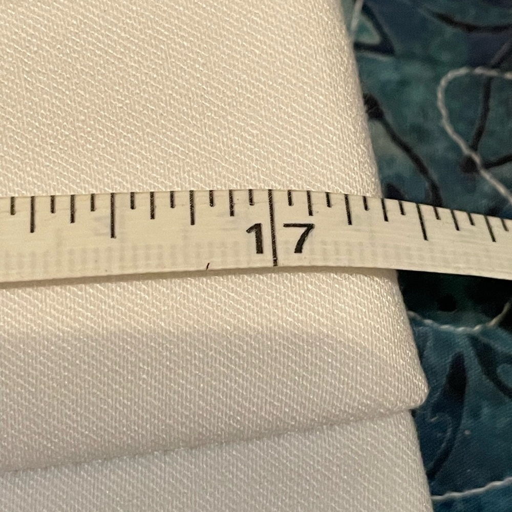 Counterparts White Skort - Picture 7 of 8